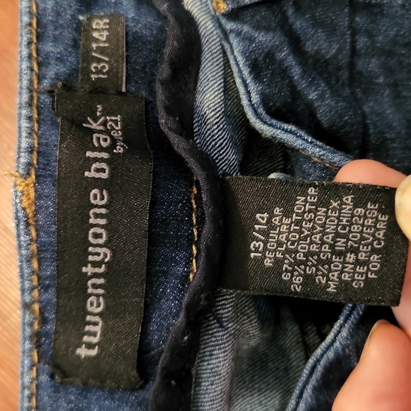 Twentyoneblack Jeans by rue21 size 13  13/14R flare wide leg bell bottom - Picture 5 of 11